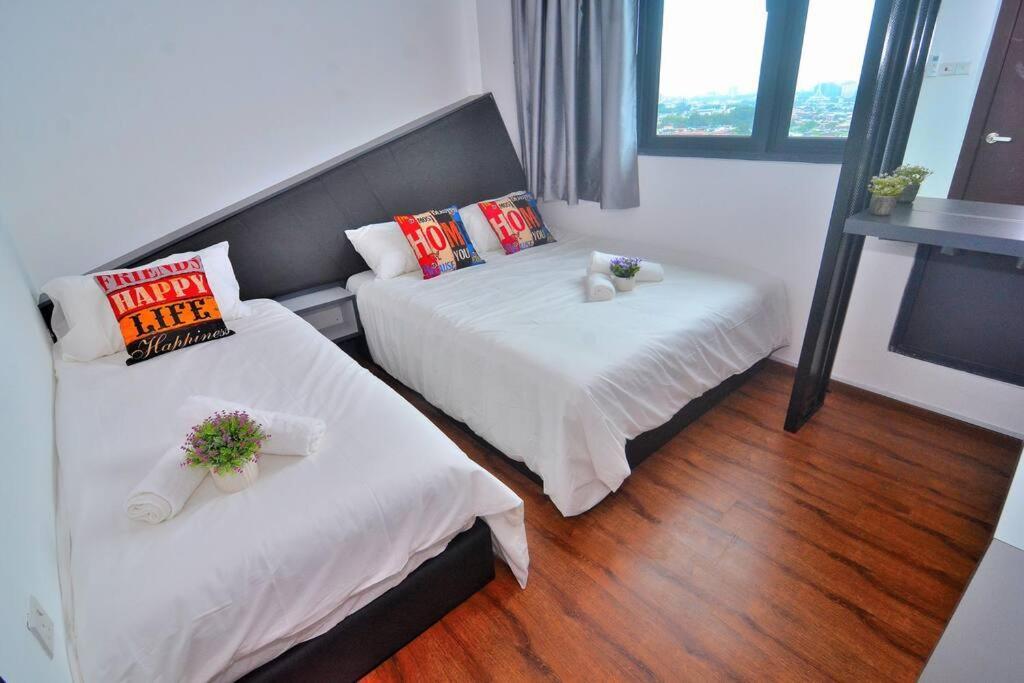 Lovely Vivamall City View With 2 Card Lv12 Kuching Extérieur photo