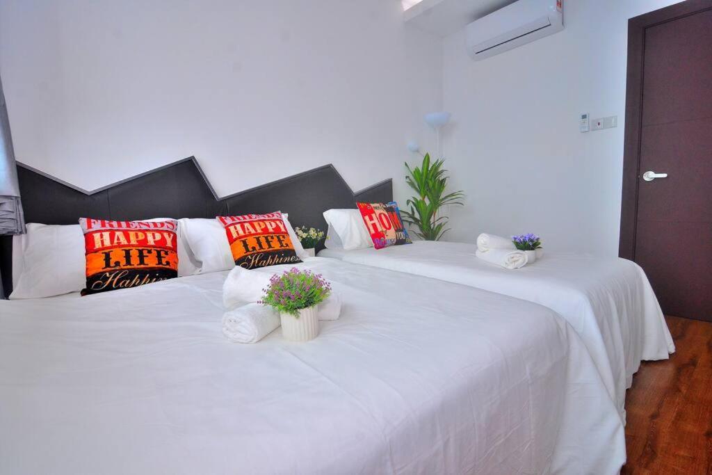 Lovely Vivamall City View With 2 Card Lv12 Kuching Extérieur photo